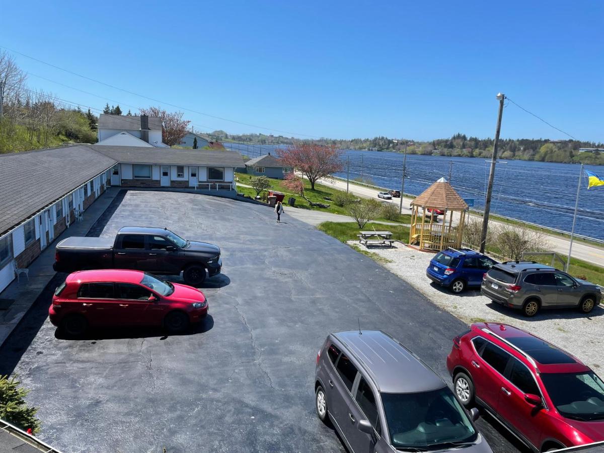 Novastar Motel On The Lake Yarmouth Buitenkant foto